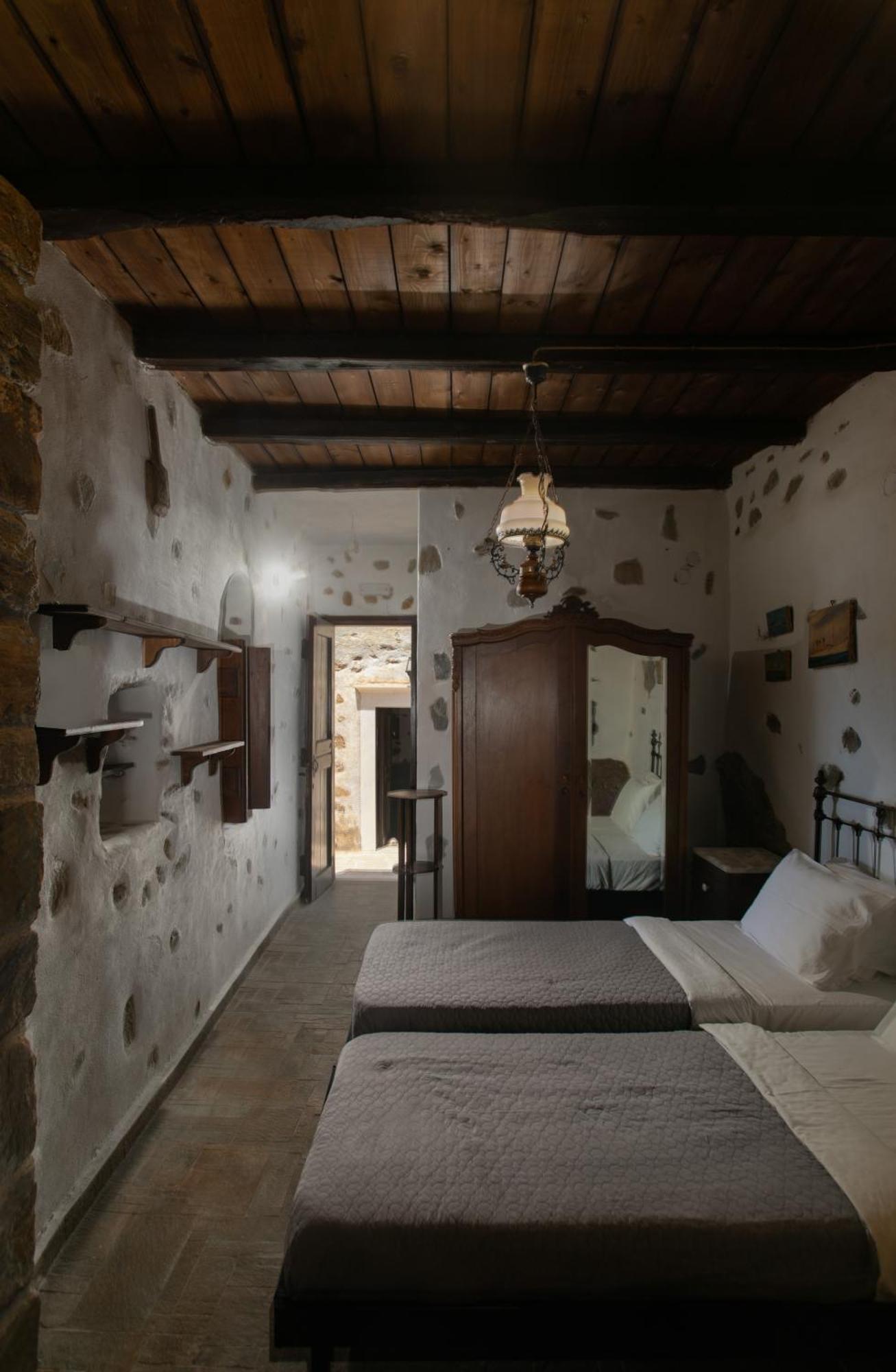 Villa Themed House "Castle Halaros" View 17Th Century Glinado Naxos Esterno foto